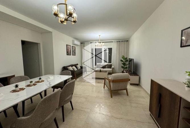 8294200 - Property Image 2