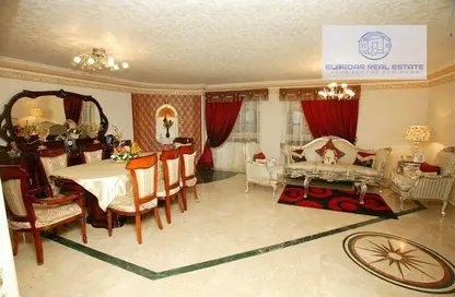 Apartment - 5 Bedrooms - 2 Bathrooms for sale in Mohamed Refaat St. - El Nozha El Gadida - El Nozha - Cairo
