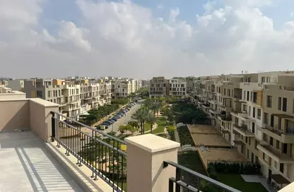 Penthouse - 3 Bedrooms - 4 Bathrooms for sale in Eastown - 5th Settlement Compounds - The 5th Settlement - New Cairo City - Cairo