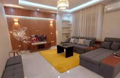 Apartment - 3 Bedrooms - 2 Bathrooms for rent in Zizinia St. - South Investors Area - New Cairo City - Cairo