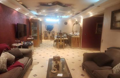 Apartment - 3 Bedrooms - 2 Bathrooms for sale in 2nd Sector - Zahraa El Maadi - Hay El Maadi - Cairo