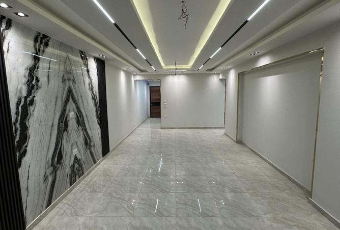 8332898 - صورة العقار 2