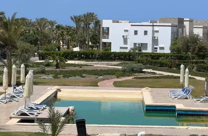 منزل مزدوج - 5 غرف نوم - 5 حمامات للبيع في أمواج - سيدي عبد الرحمن - الساحل الشمالي