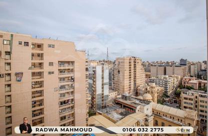 Apartment - 3 Bedrooms - 3 Bathrooms for sale in Al Horreya Road - Saba Basha - Hay Sharq - Alexandria