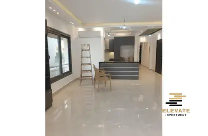 شقة - 3 غرف نوم - 2 حمامات للايجار في تاج سلطان - الطريق الدائري - القاهرة