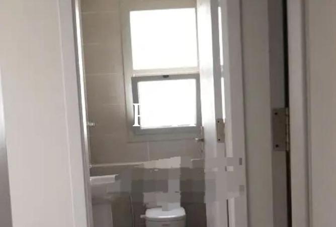 8289400 - Property Image 3