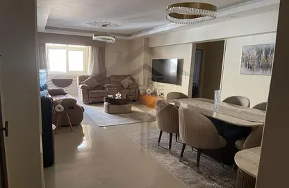 Apartment - 2 Bedrooms - 2 Bathrooms for sale in Kafr Abdo - Roushdy - Hay Sharq - Alexandria