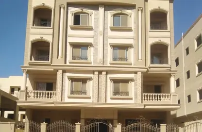 Apartment - 3 Bedrooms - 4 Bathrooms for sale in Bait Alwatan - The 5th Settlement - New Cairo City - Cairo