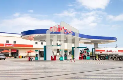 Shop - Studio - 4 Bathrooms for rent in Bank Center Street - South Teseen St. - The 5th Settlement - New Cairo City - Cairo