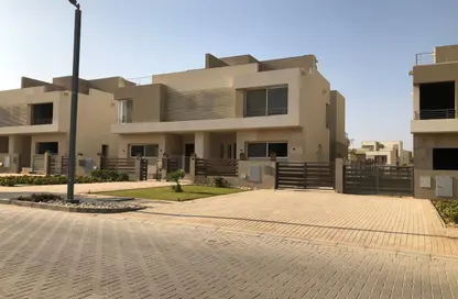 فيلا - 3 غرف نوم - 4 حمامات للبيع في ذا كراون - طريق مصر اسكندرية الصحراوي - مدينة 6 أكتوبر - الجيزة