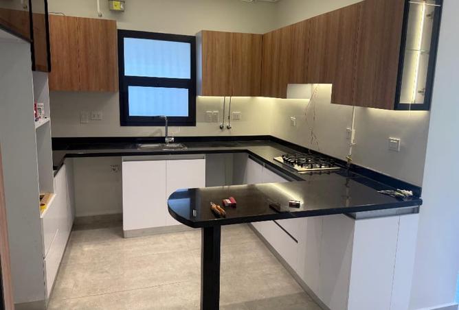 8249280 - صورة العقار 3