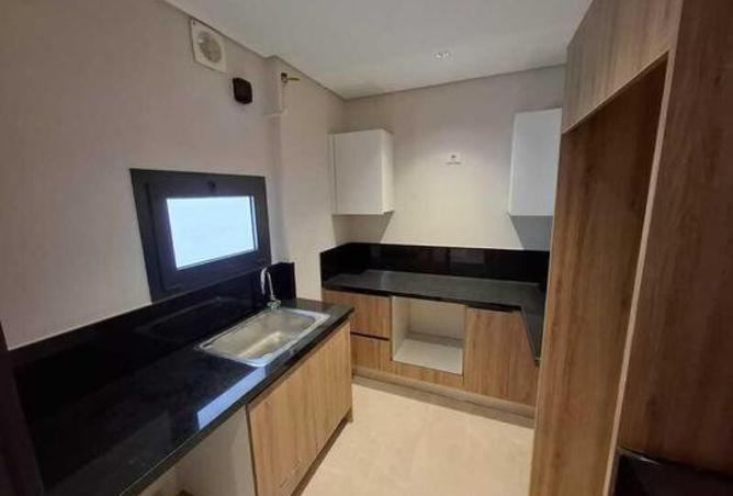 8121972 - Property Image 3