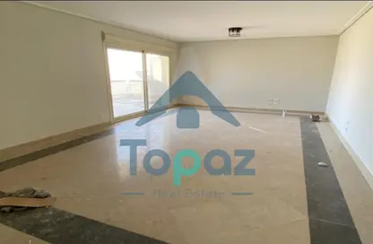 (بنتهاوس  (روف - 4 غرف نوم - 4 حمامات للايجار في نيو جيزة - طريق مصر اسكندرية الصحراوي - مدينة 6 أكتوبر - الجيزة