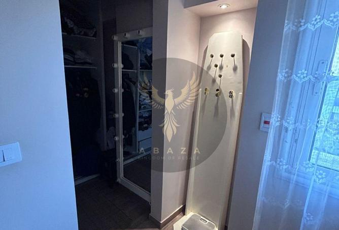 8243060 - Property Image 3