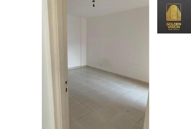 8110906 - Property Image 2