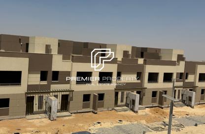 Townhouse - 3 Bedrooms - 4 Bathrooms for sale in Palm Hills New Cairo - 5th Settlement Compounds - The 5th Settlement - New Cairo City - Cairo