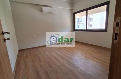 شقة - 3 غرف نوم - 2 حمامات للايجار في فيفث سكوير - التجمع الخامس - مدينة القاهرة الجديدة - القاهرة