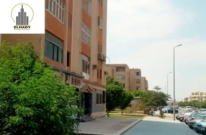 Apartment - 3 Bedrooms - 2 Bathrooms for sale in District 4 - The 5th Settlement - New Cairo City - Cairo