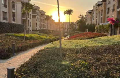 Apartment - 3 Bedrooms - 3 Bathrooms for sale in Stone Residence - 5th Settlement Compounds - The 5th Settlement - New Cairo City - Cairo