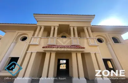 Villa - 6 Bedrooms - 7 Bathrooms for sale in Madinaty - Cairo