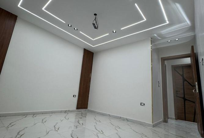 8257406 - صورة العقار 3