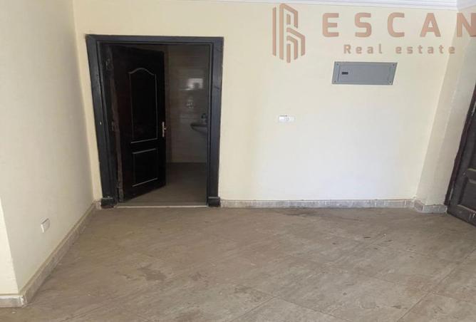 8143460 - Property Image 3