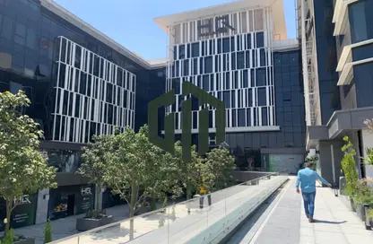 محل تجاري - استوديو - 1 حمام للايجار في فى90 - شارع التسعين الشمالي - التجمع الخامس - مدينة القاهرة الجديدة - القاهرة