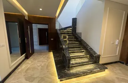 Villa - 3 Bedrooms - 4 Bathrooms for rent in Lake View Residence - 5th Settlement Compounds - The 5th Settlement - New Cairo City - Cairo
