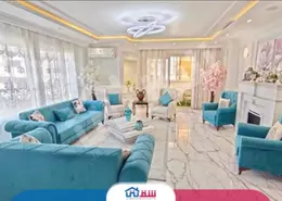 Apartment - 3 Bedrooms - 3 Bathrooms for sale in Al Ekbal St. - Laurent - Hay Sharq - Alexandria