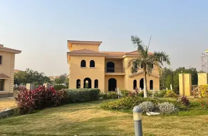 Villa - 5 Bedrooms - 4 Bathrooms for sale in Madinaty - Cairo