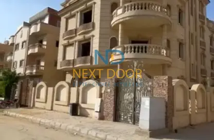 شقة - 6 غرف نوم - 4 حمامات للبيع في شارع الجزيرة - المستثمرين الجنوبية - مدينة القاهرة الجديدة - القاهرة