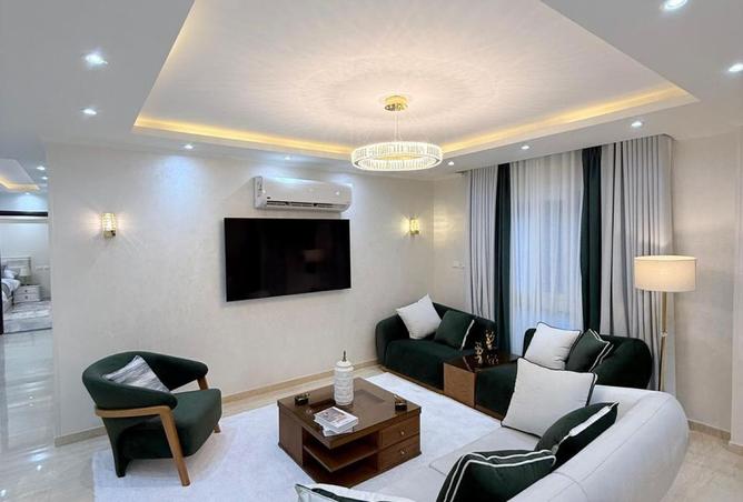 8368189 - Property Image 2