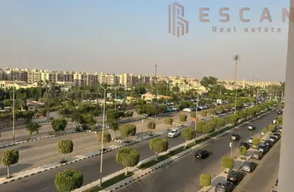 Apartment - 3 Bedrooms - 3 Bathrooms for sale in Abou Bakr Al Sedeek St. - Rehab City Second Phase - Al Rehab - New Cairo City - Cairo