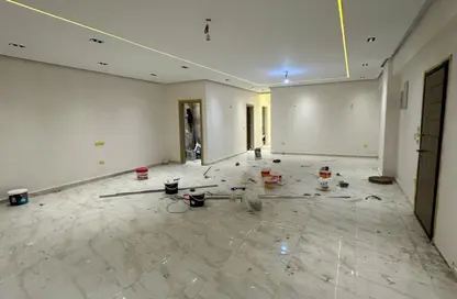 Apartment - 3 Bedrooms - 3 Bathrooms for sale in Al Nabatat St. - West Somid - 6 October City - Giza