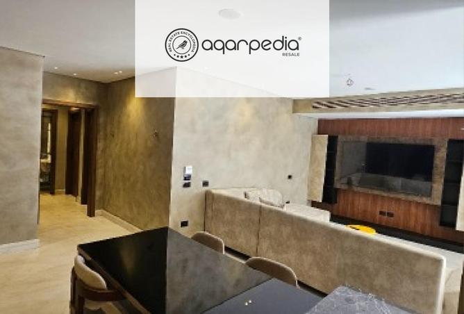 8043834 - Property Image 3
