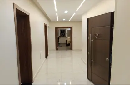 Co-Working Space - Studio - 2 Bathrooms for rent in Nasr City - Cairo