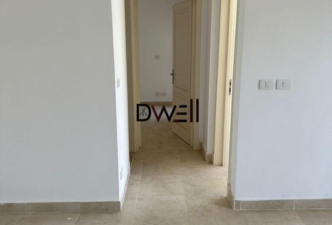 8247007 - Property Image 2