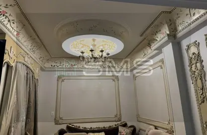 Villa - 5 Bedrooms - 4 Bathrooms for sale in Golden Gate - South Teseen St. - The 5th Settlement - New Cairo City - Cairo