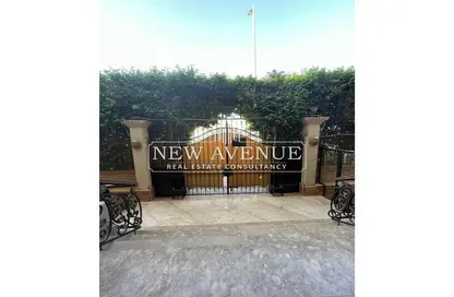 Villa - 7+ Bedrooms - 7+ Bathrooms for sale in 90 Street - The 5th Settlement - New Cairo City - Cairo