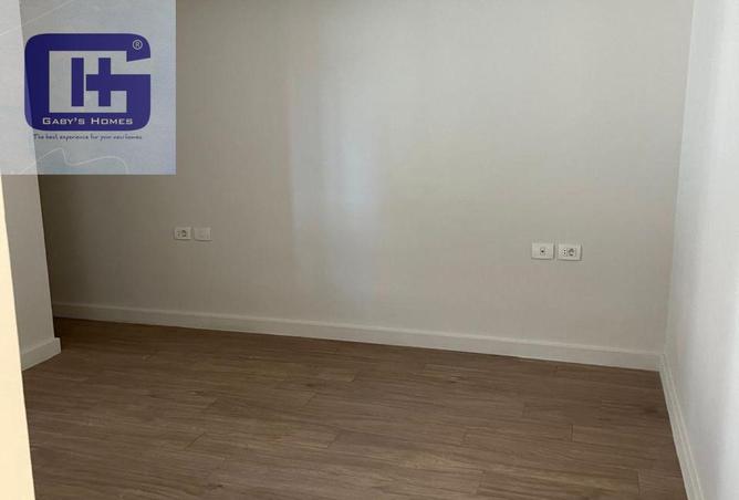 8271136 - صورة العقار 3