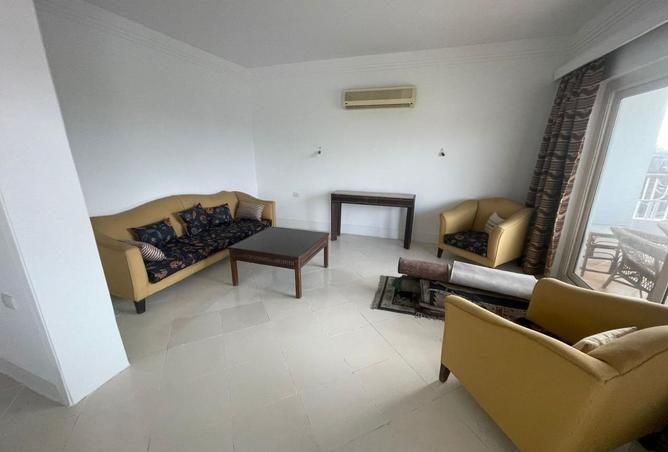 8071300 - Property Image 2