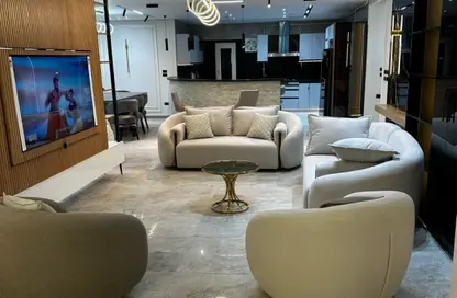 Apartment - 4 Bedrooms - 2 Bathrooms for rent in Mostashareen - North Investors Area - New Cairo City - Cairo