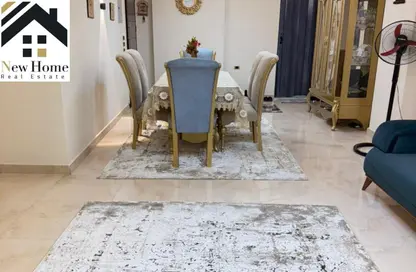 شقة - 3 غرف نوم - 2 حمامات للبيع في الحي العاشر - مدينة نصر - القاهرة