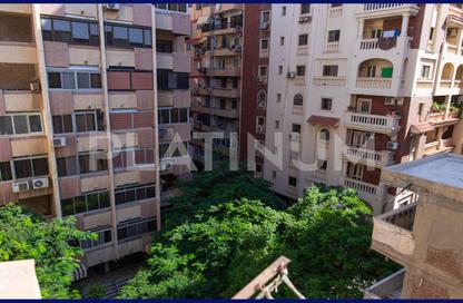 Apartment - 2 Bedrooms - 1 Bathroom for sale in Shaarawy St. - Laurent - Hay Sharq - Alexandria