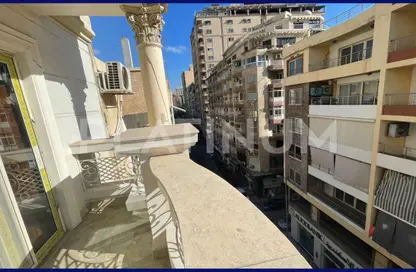 Duplex - 3 Bedrooms - 2 Bathrooms for sale in Al Ekbal St. - Laurent - Hay Sharq - Alexandria
