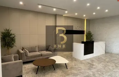 عيادة - استوديو - 2 حمامات للايجار في أجورا كوميرشيال كومبلكس - كمبوندات التجمع الخامس - التجمع الخامس - مدينة القاهرة الجديدة - القاهرة