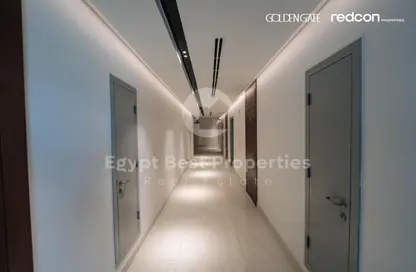 Office Space - Studio - 2 Bathrooms for sale in Golden Gate - South Teseen St. - The 5th Settlement - New Cairo City - Cairo Office Space - Studio - 2 Bathrooms for sale in Golden Gate - South Teseen St. - The 5th Settlement - New Cairo City - Cairo