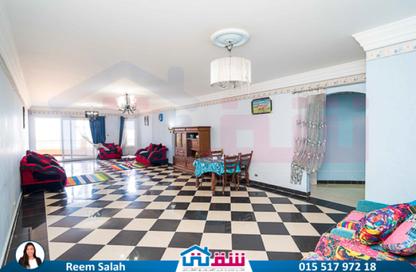 شقة - 3 غرف نوم - 2 حمامات للبيع في السرايا - سيدي بشر - حي اول المنتزة - الاسكندرية