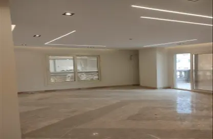 Office Space - Studio - 3 Bathrooms for rent in Makram Ebeid St. - 6th Zone - Nasr City - Cairo