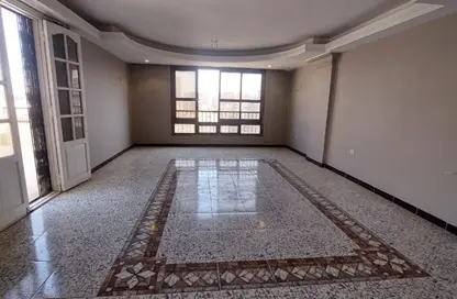 Apartment - 3 Bedrooms - 2 Bathrooms for rent in Makram Ebeid St. - 6th Zone - Nasr City - Cairo
